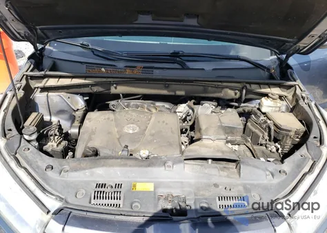 2018 Toyota Highlander Se from USA, damaged, VIN 5TDKZRFH3JS284447